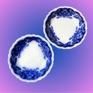 Lot of 2 vtg antique Johnson Brothers Oregon flow blue berry bowl READ